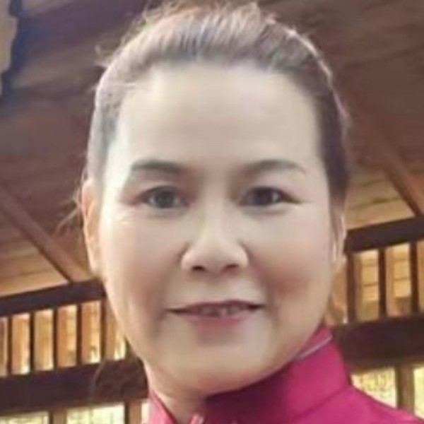 优美打电源的照片