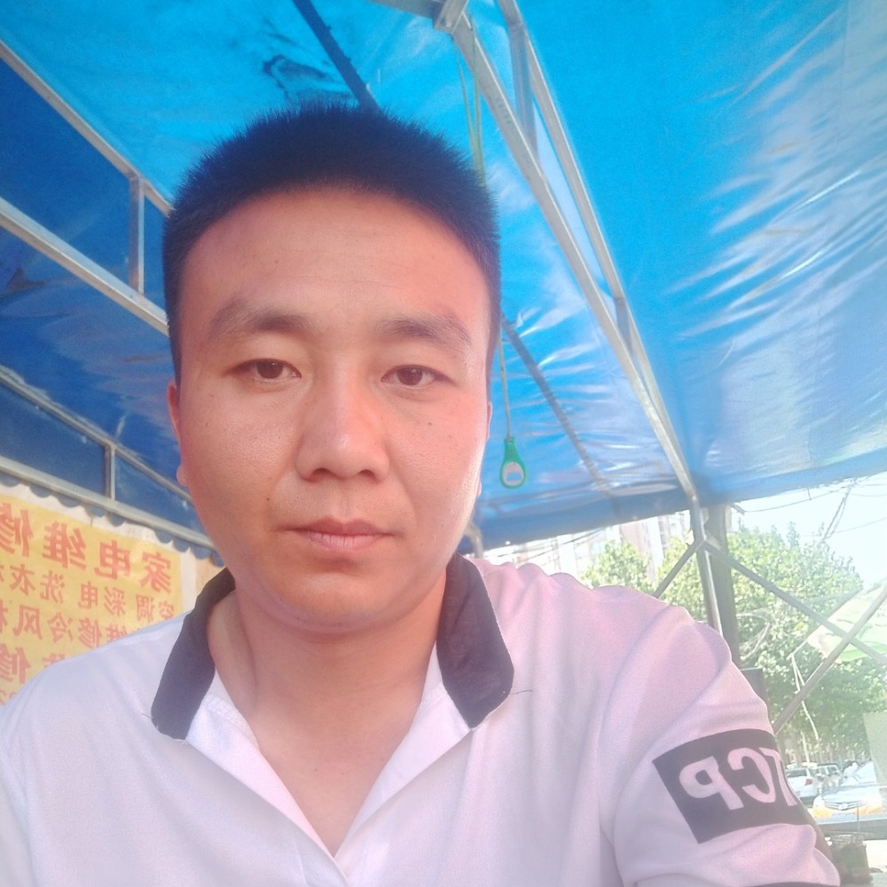 大，圣的照片