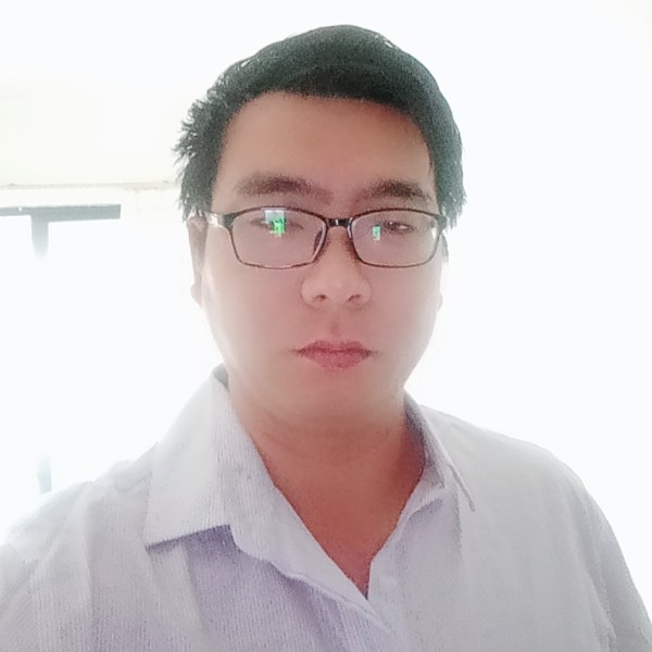 落拓拾忆面包的照片