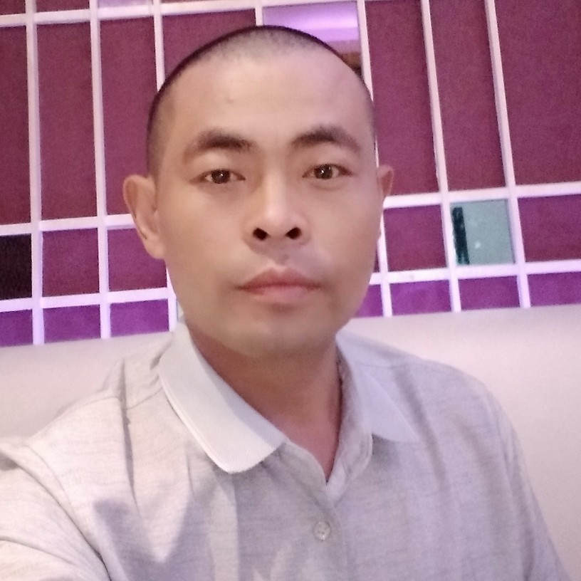 自由改变蓝天的照片