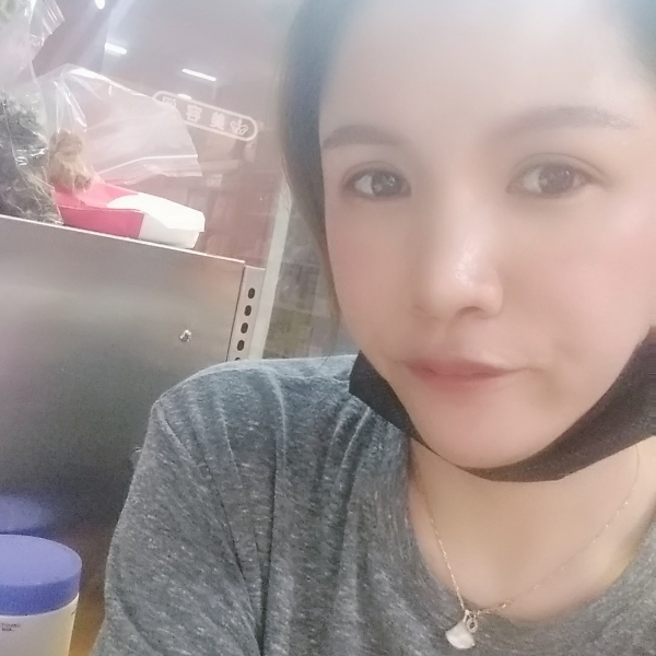 总之乐观的妞妞的照片