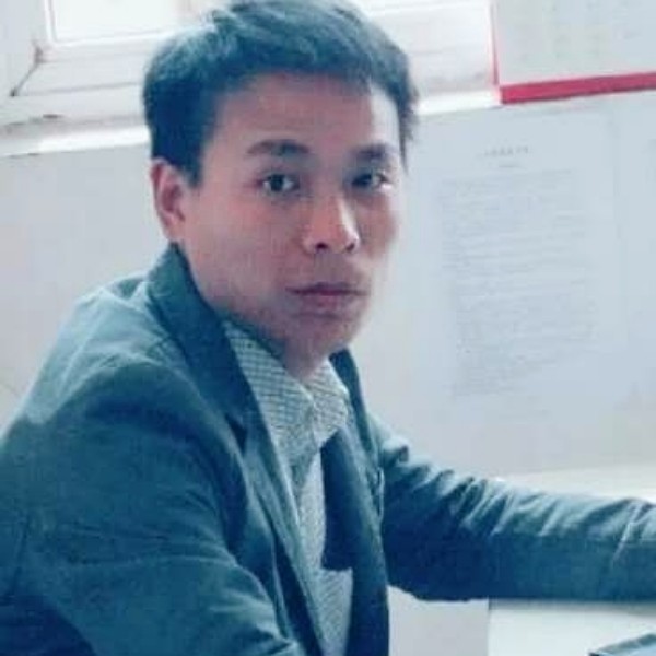 期待一个佳人的照片