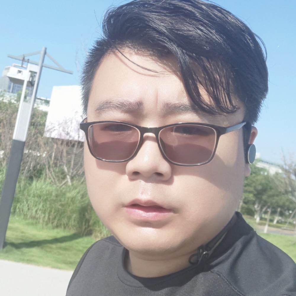 碧影烂漫的照片