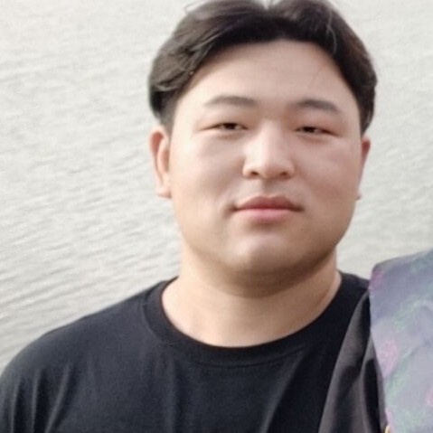小懒猪迎俊逸的照片