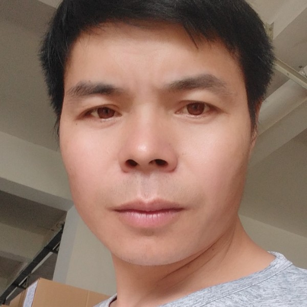 动人有宝马的照片