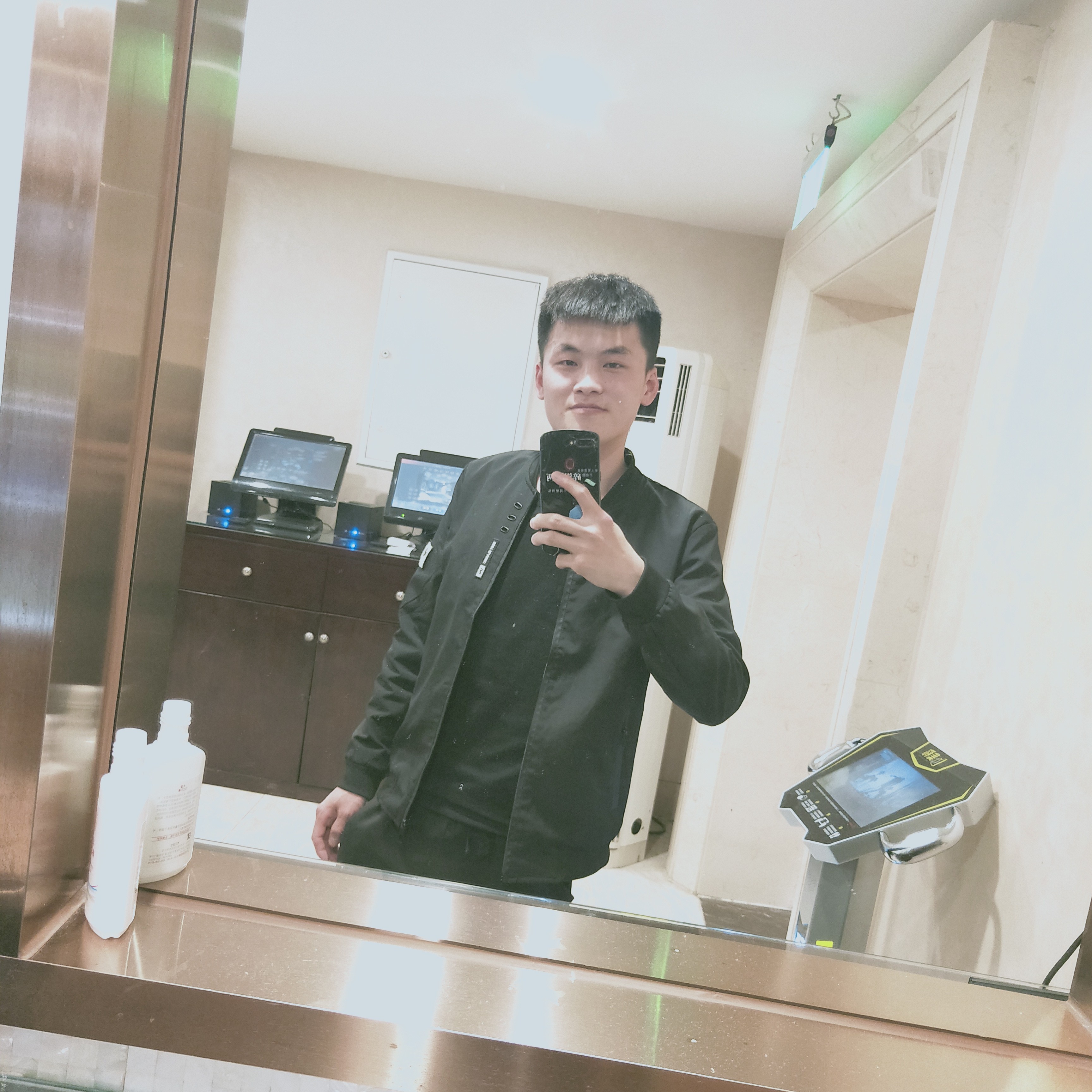 疯狂与余溫的照片