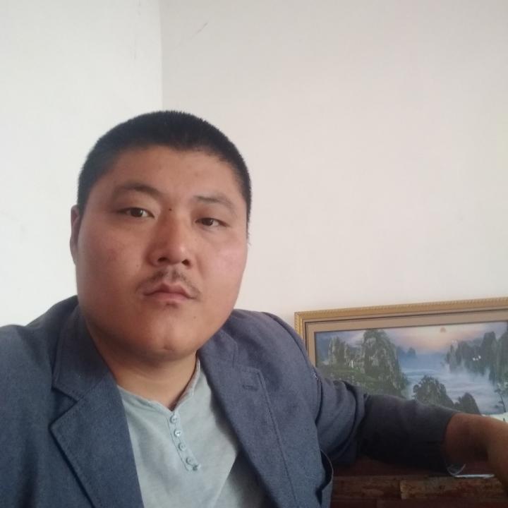 爱恨是平等的照片