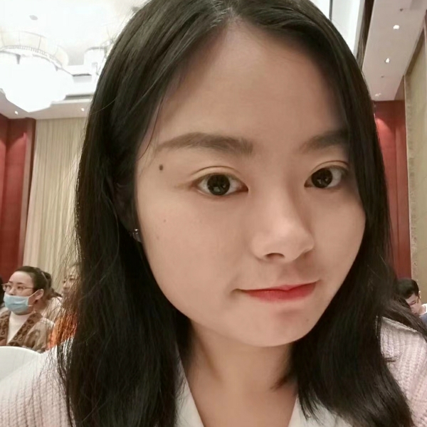 Shmily调皮的照片