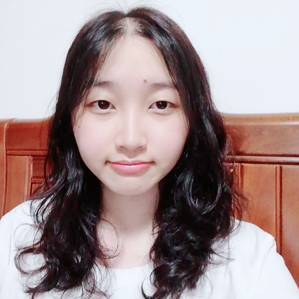 震动向青衫的照片