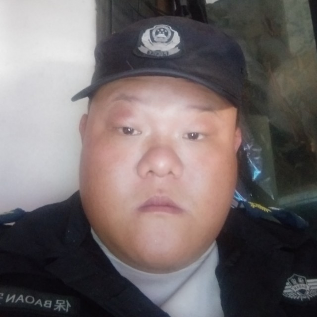 小土豆踢華麗的照片