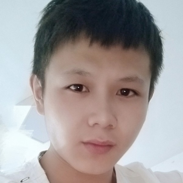 俭小伟的照片