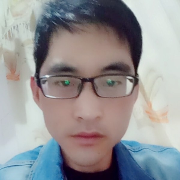 大船畅快的照片