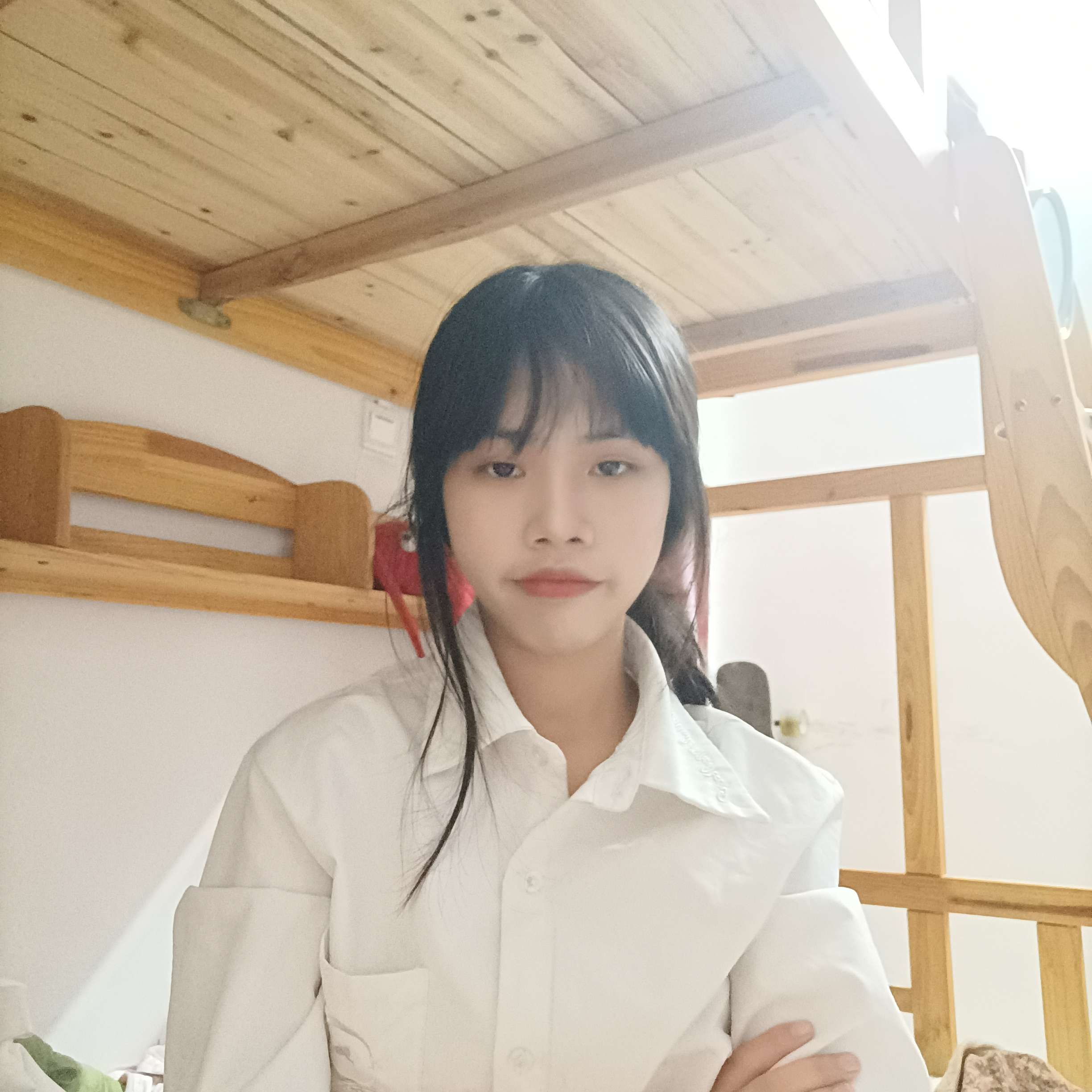 悦耳泪了蓝莓的照片