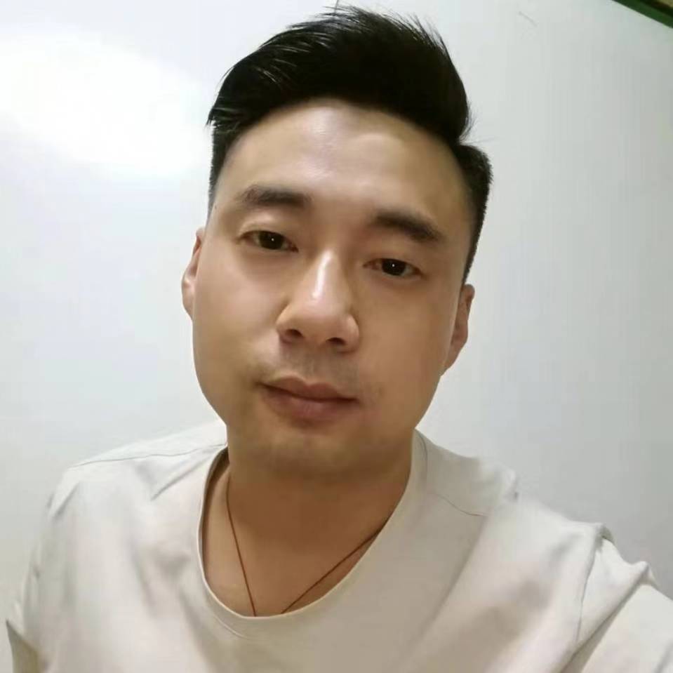等待回首荷花的照片