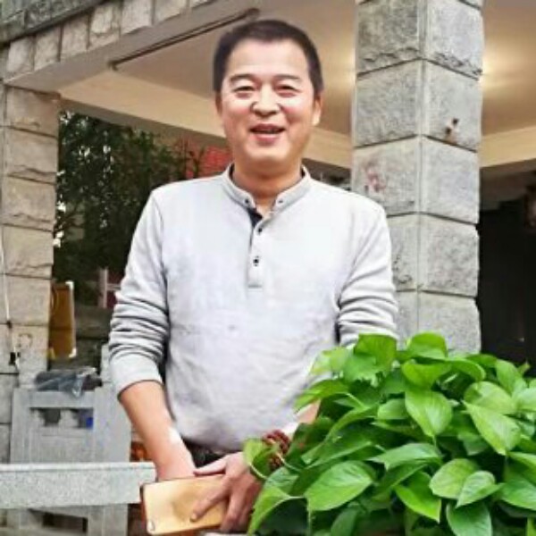 楚德的照片