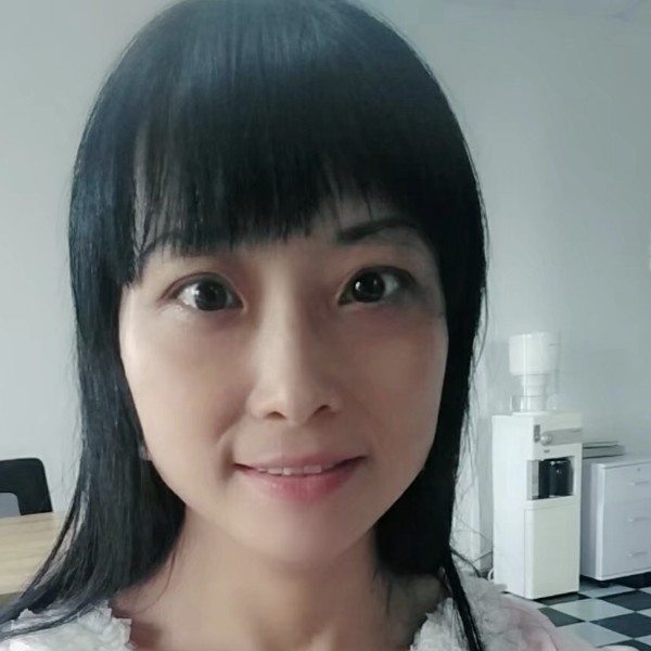剪雪的照片