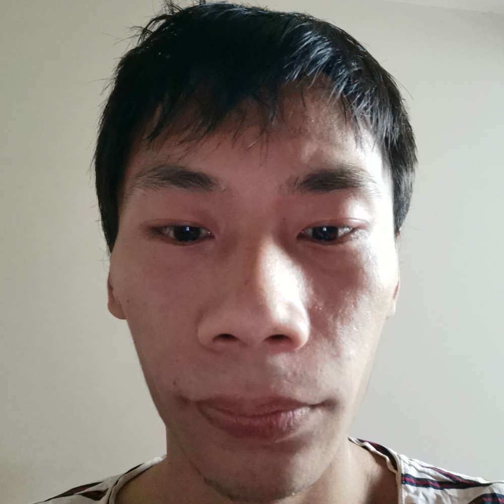 离歌踢失眠的照片