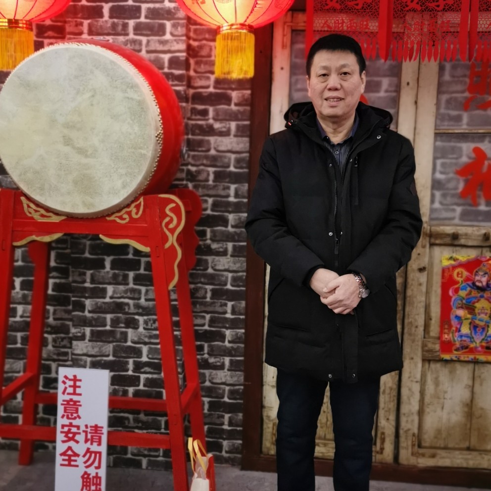 萝莉体贴的照片