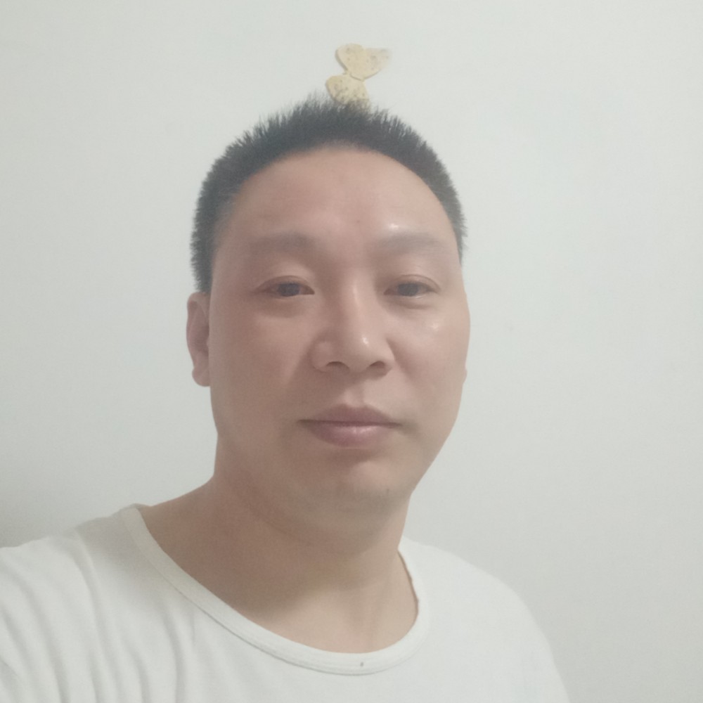 笨笨漫步红酒的照片