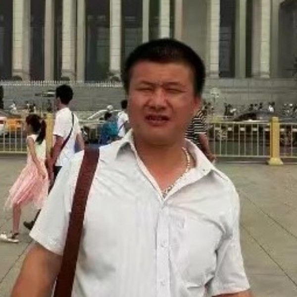 whl踏实的照片