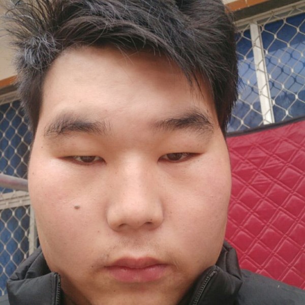 爱笑的胖子的照片