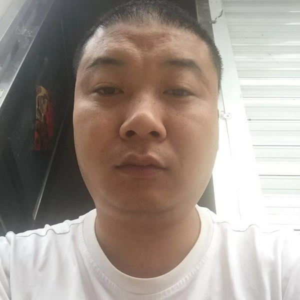 耍酷和初雨的照片