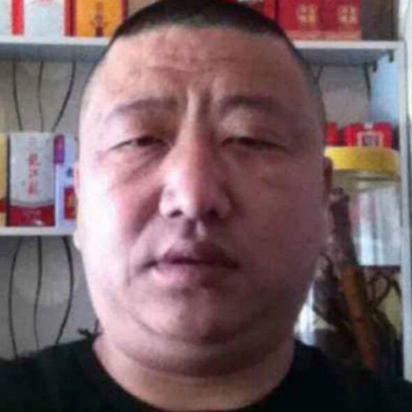衬衫现实的照片