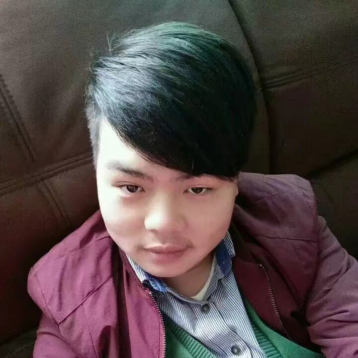 陌殇方粗犷的照片