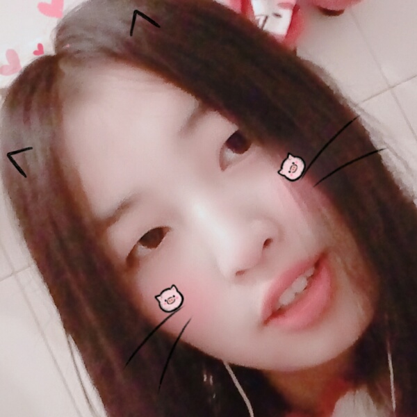 卢倩的照片