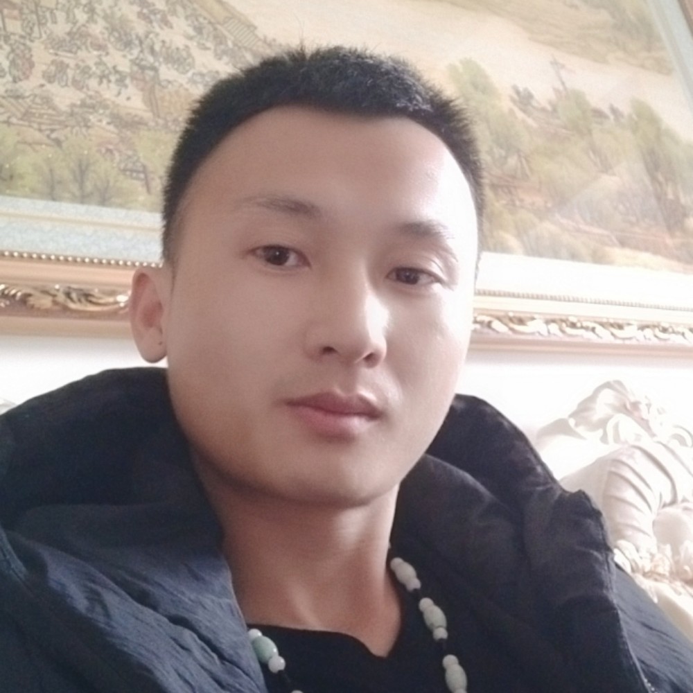 汤丶先生的照片