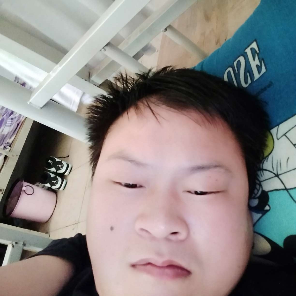 初夏拿世界的照片