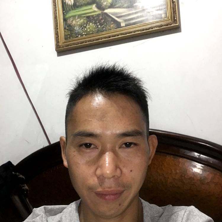 情话凝眸害羞的照片