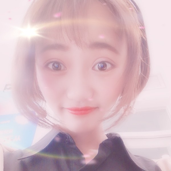 唐钰小妖的照片
