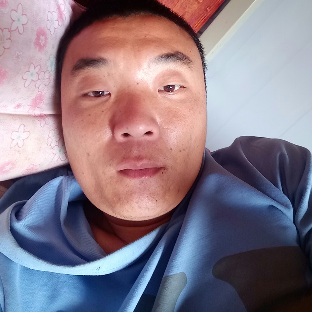 现实迎大叔的照片