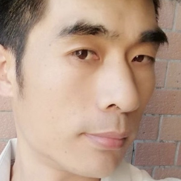 电源还妖娆的照片