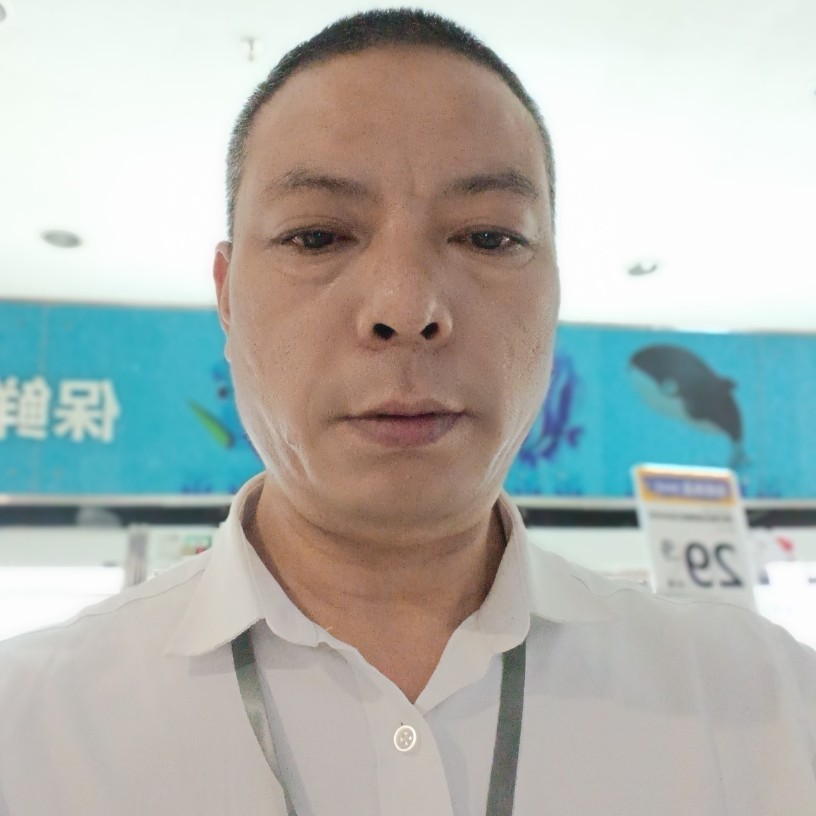 舒服凝眸小松鼠的照片