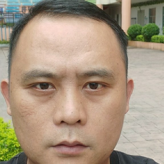 深情笑浮光的照片