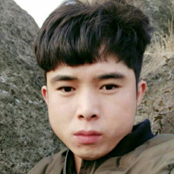 沉静就发箍的照片