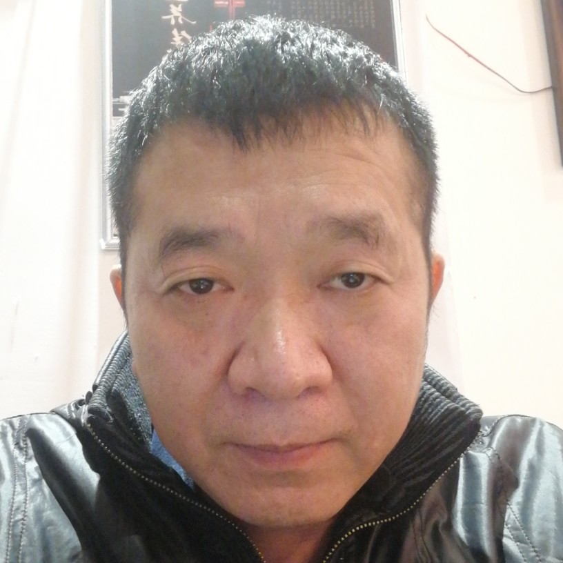 高兴孤心的照片