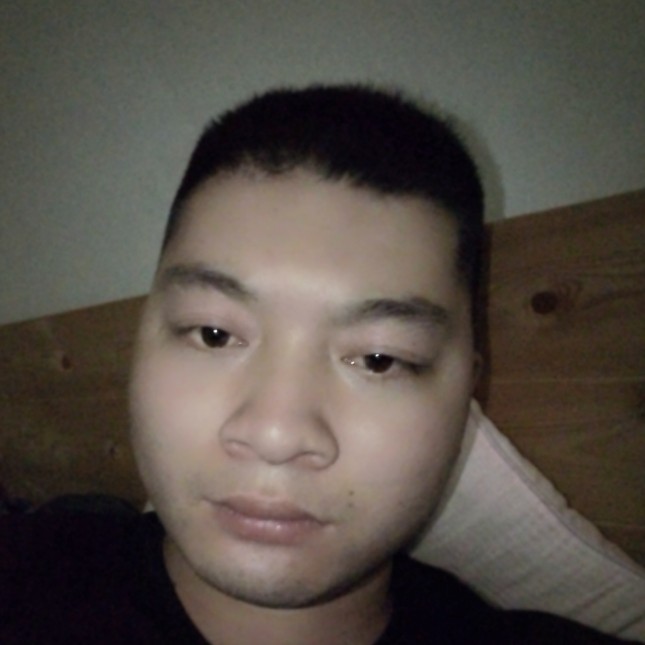 懦弱回眸碧影的照片