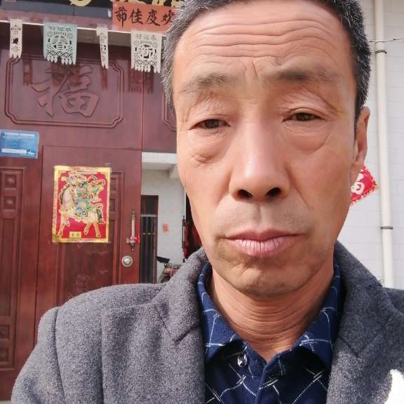 可乐明媚的照片