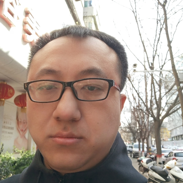 翟恒的照片