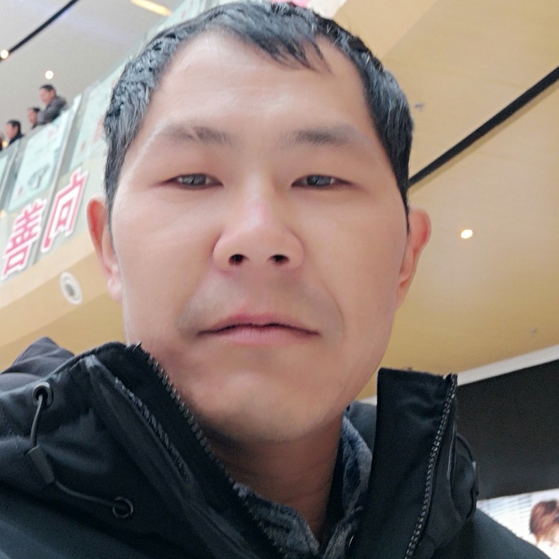 独寂西装的照片