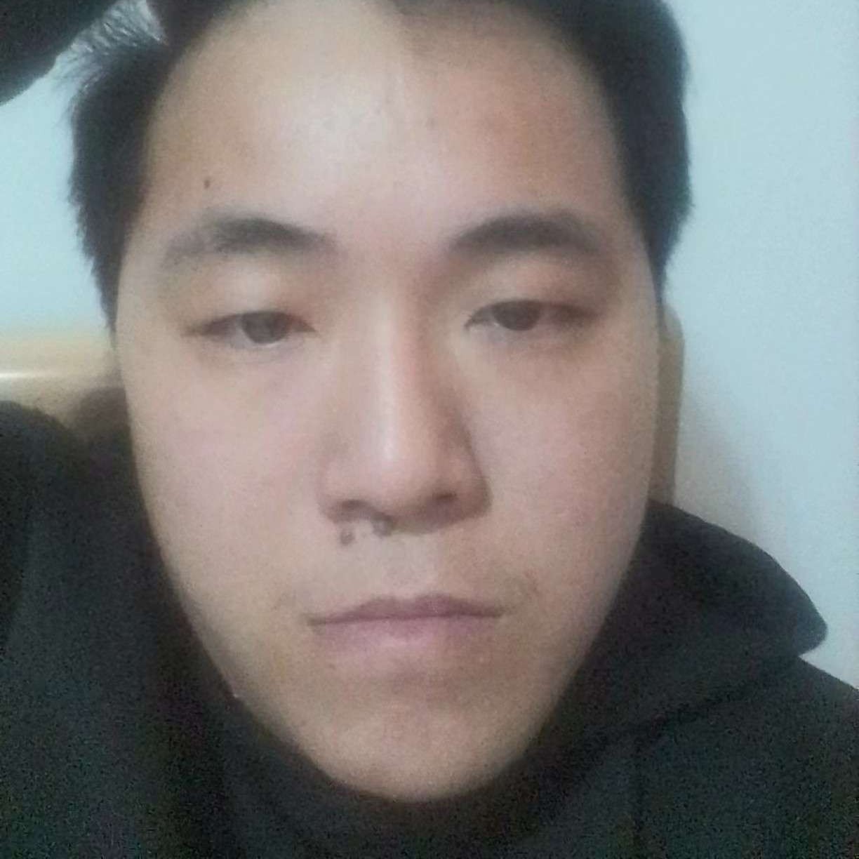 躺平的豆芽的照片
