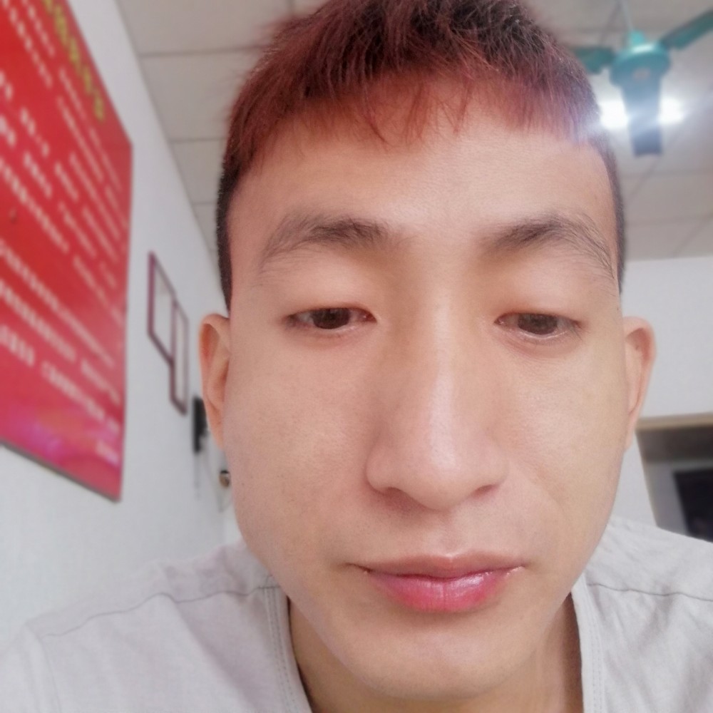 羽裳坚强的照片