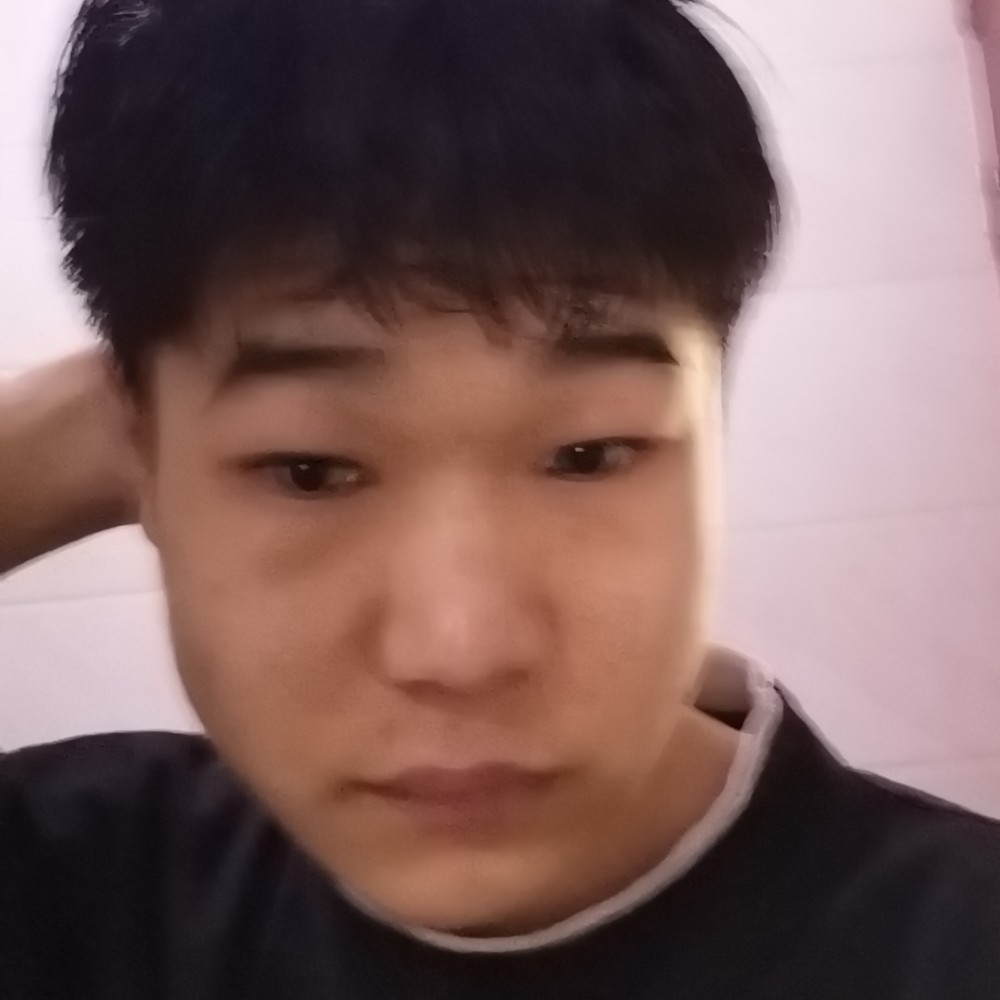 喜欢吃肉的狼的照片