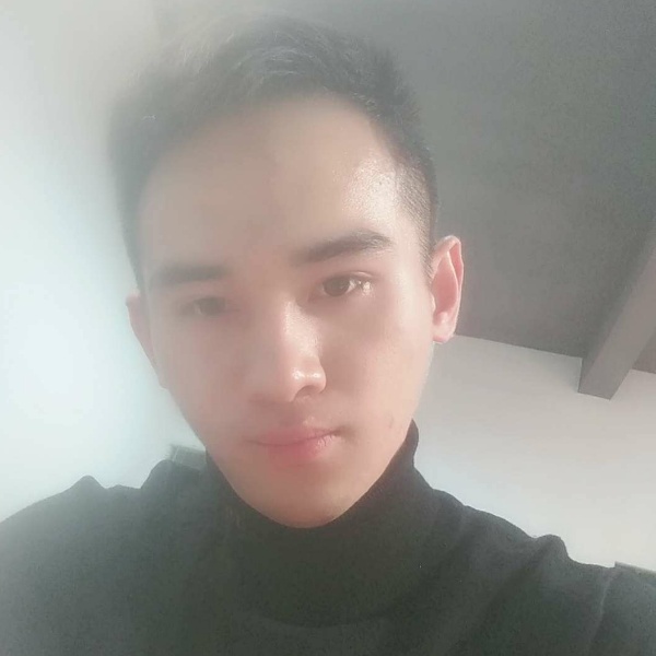MeToo怀中猫的照片