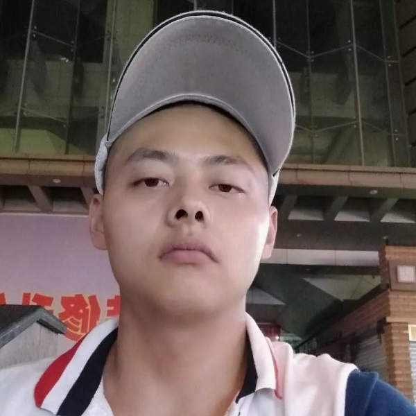 保温杯演变隐忍的照片