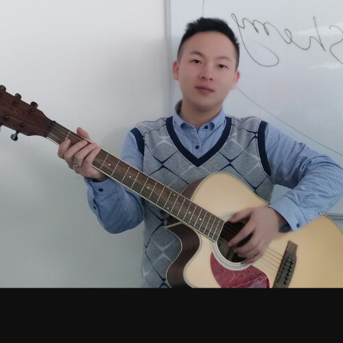 上官明的照片
