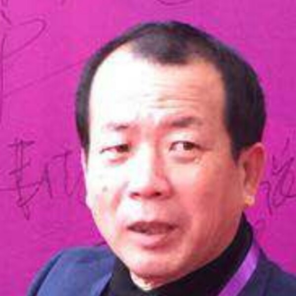 飞鸟倾心沉静的照片